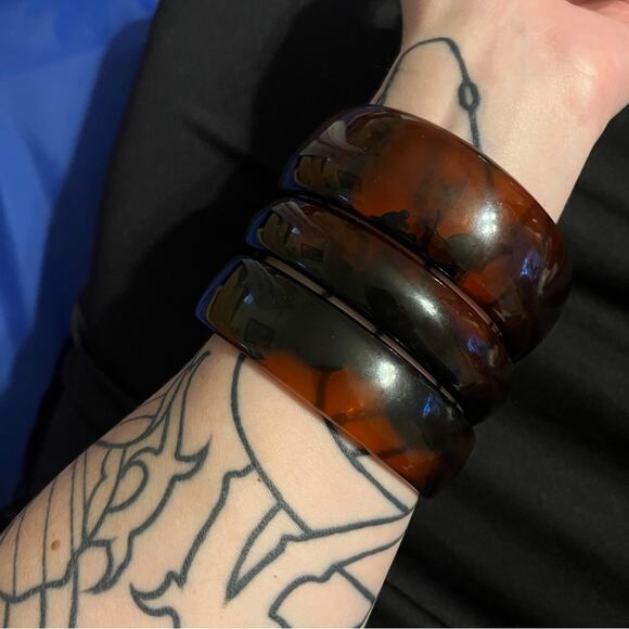 Vintage Set of 3 Large Wide Tortoise Shell Genuine Lucite Bangle Bracelets NEW - Picture 10 of 10